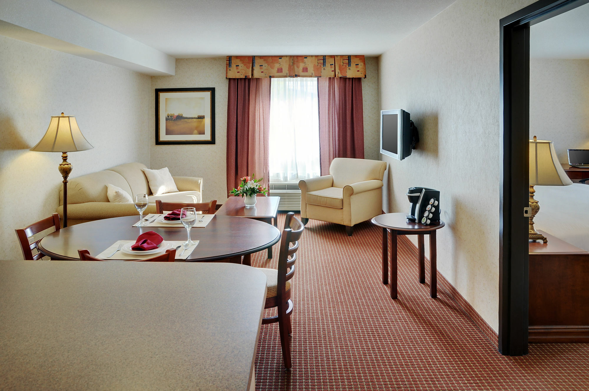 Pomeroy Inn&Suites Fort St. John Buitenkant foto